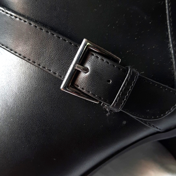 Black weatherproof boots 10 - Picture 14 of 16